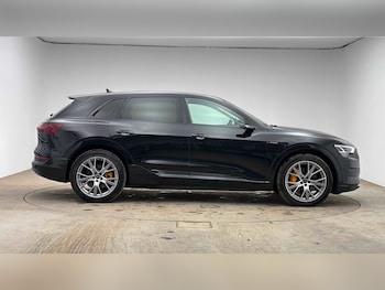 Used Audi e-tron 2020 for sale - 79351204: Photo