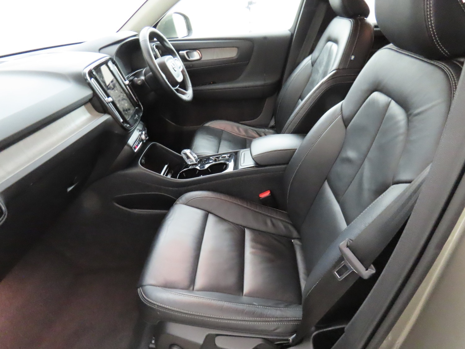 Used Volvo XC40 2021 for sale - 77001646: Photo 12