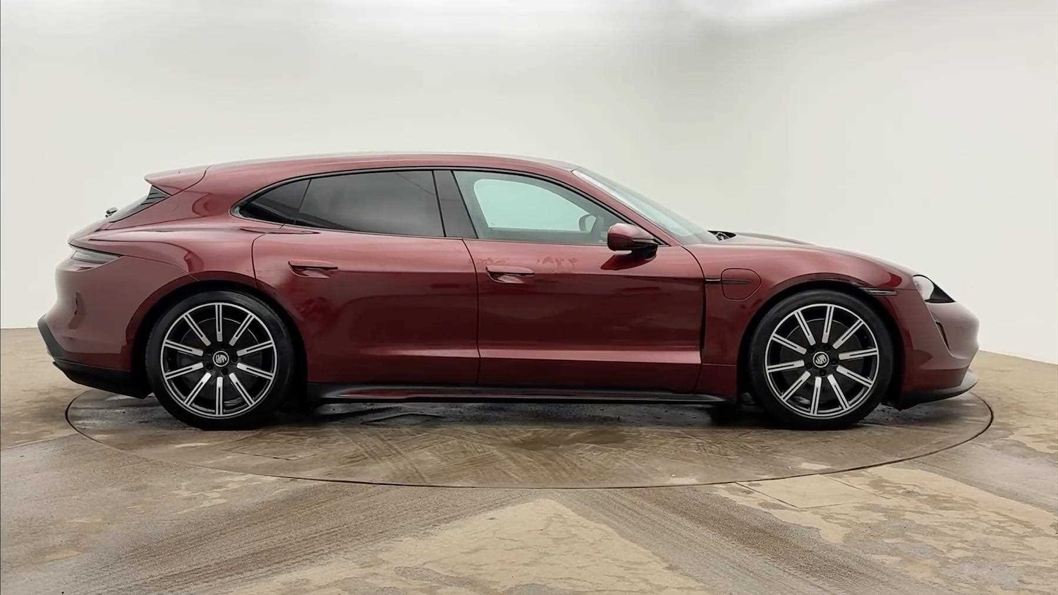 Used Porsche Taycan 2022 for sale - 77795183: Photo 4