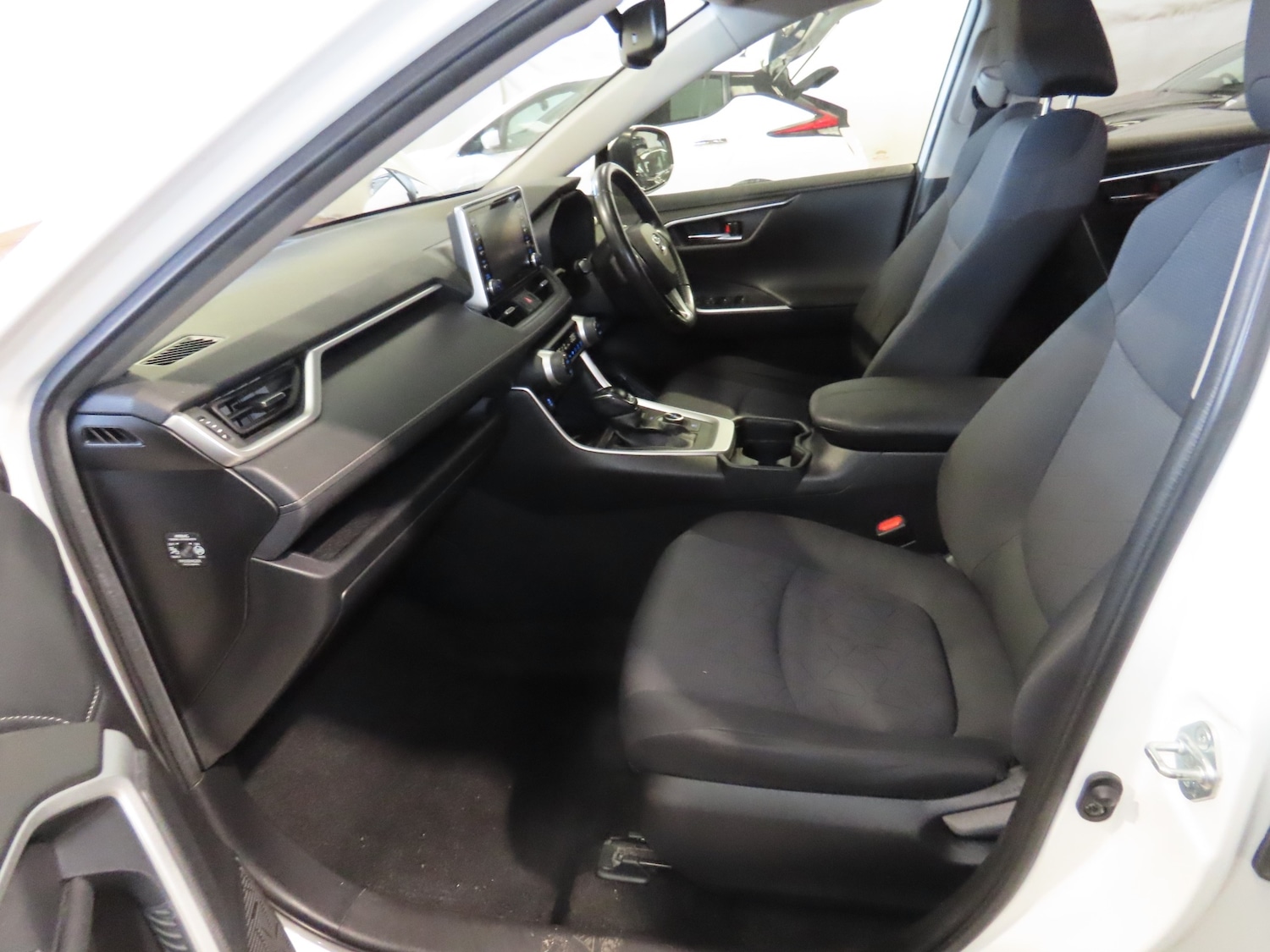 Used Toyota RAV4 2021 for sale - 78067844: Photo 12