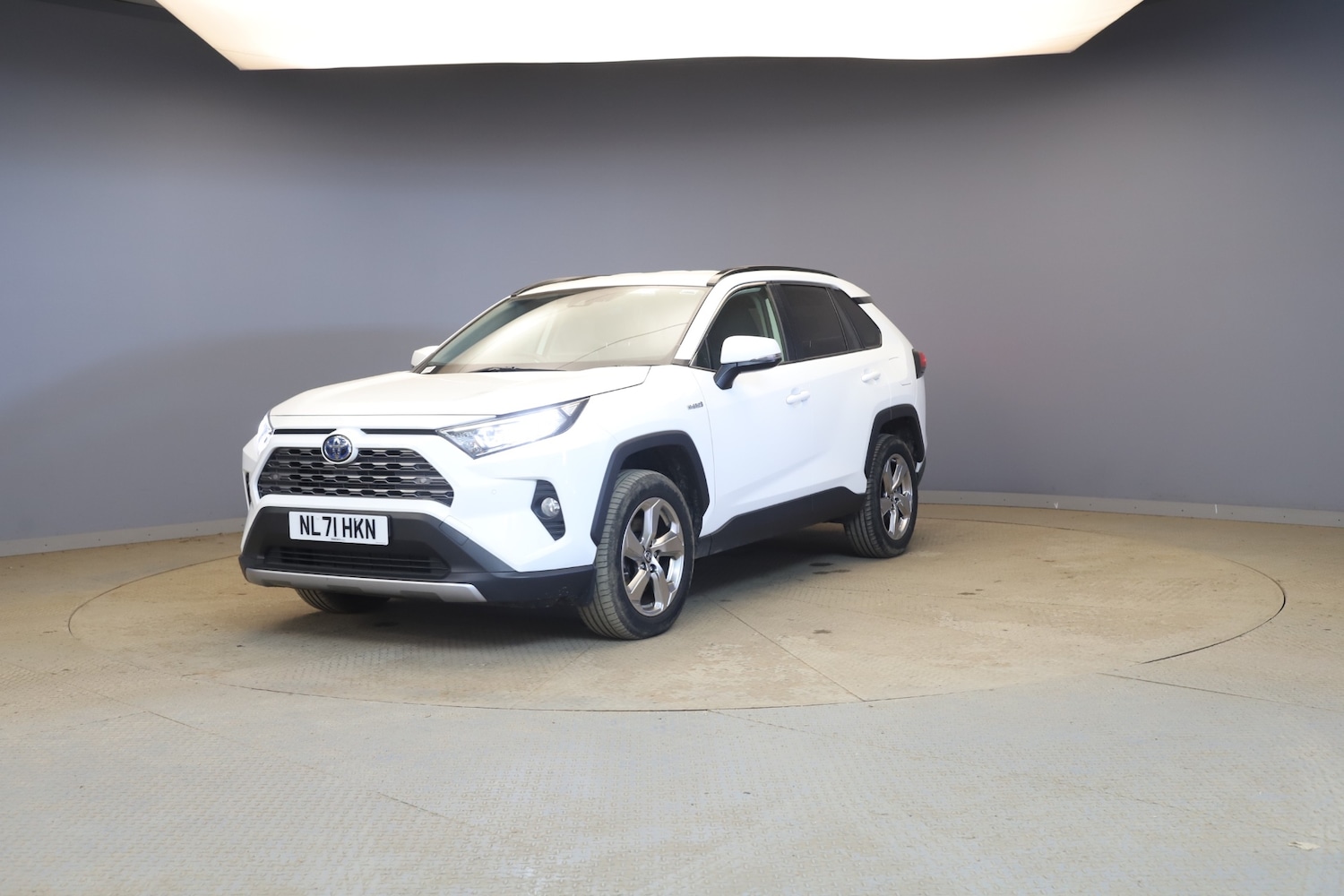 Used Toyota RAV4 2021 for sale - 78067844: Photo 3