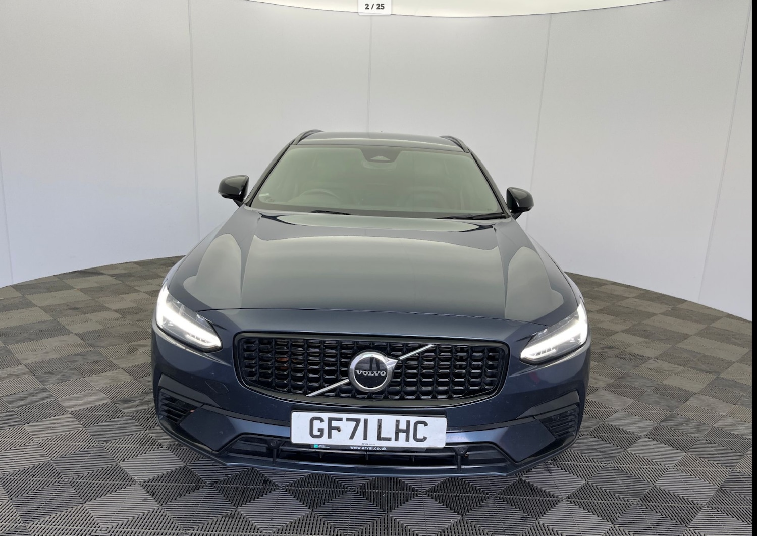Used Volvo V90 2021 for sale - 77303838: Photo 2