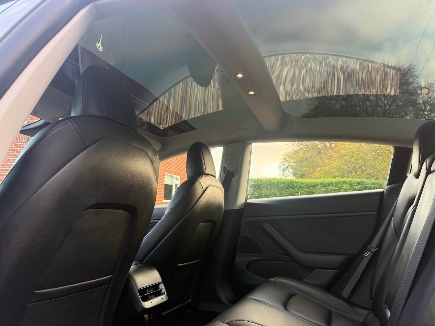 Used Tesla Model 3 2021 for sale - 76155072: Photo 24