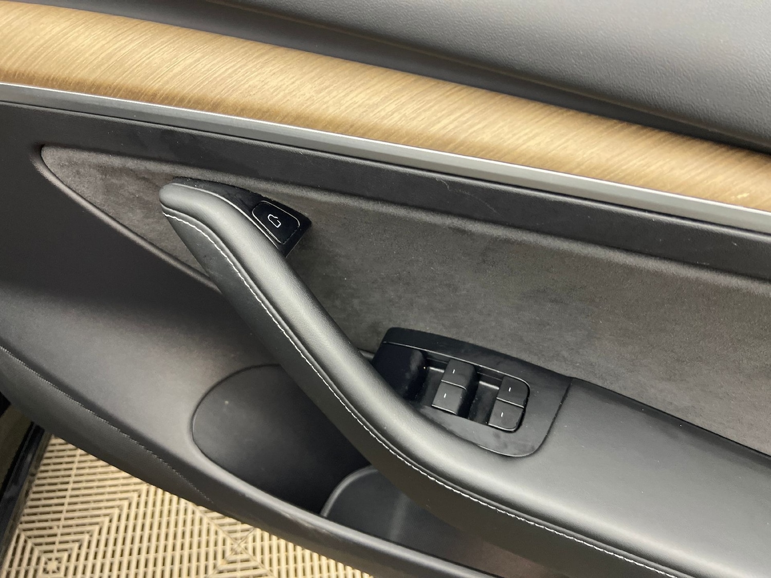 Used Tesla Model 3 2021 for sale - 76181597: Photo 18