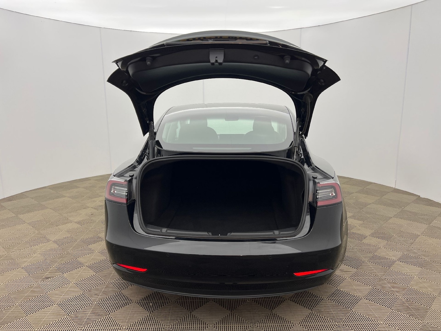Used Tesla Model 3 2021 for sale - 76181597: Photo 7