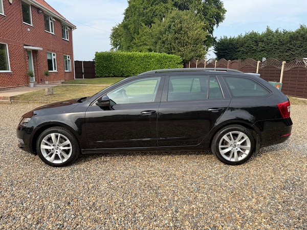 Used Skoda Octavia 2020 for sale - 75095247: Photo 9