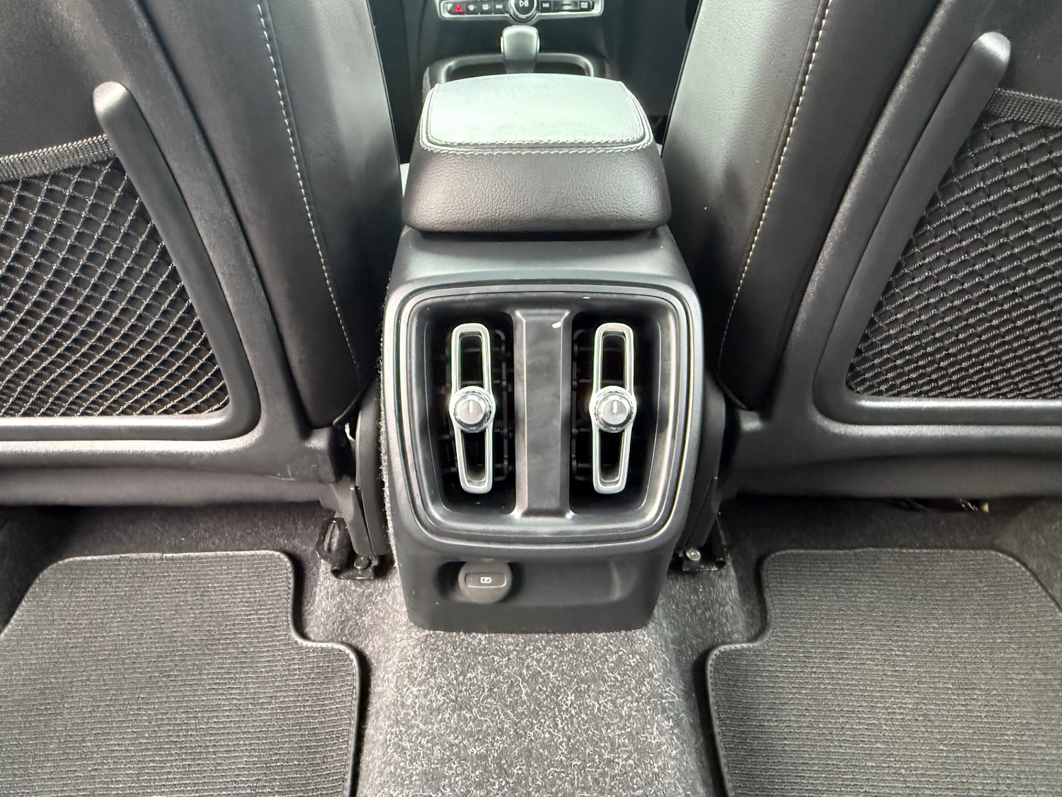 Used Volvo XC40 2019 for sale - 76450623: Photo 29