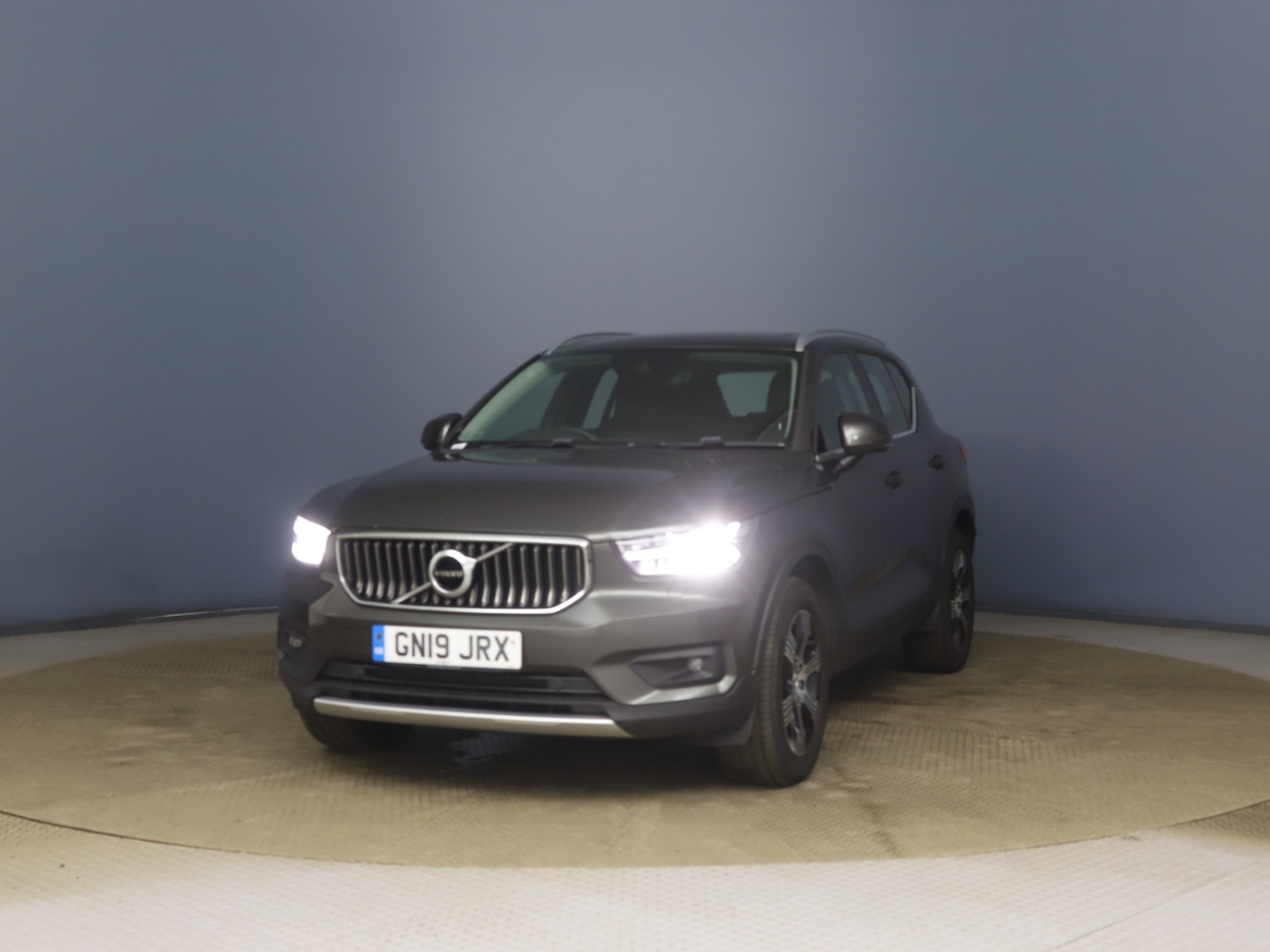 Used Volvo XC40 2019 for sale - 76450623: Photo 3