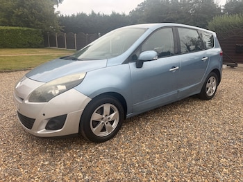 Used Renault Grand Scenic 2010 for sale - 75543092: Photo
