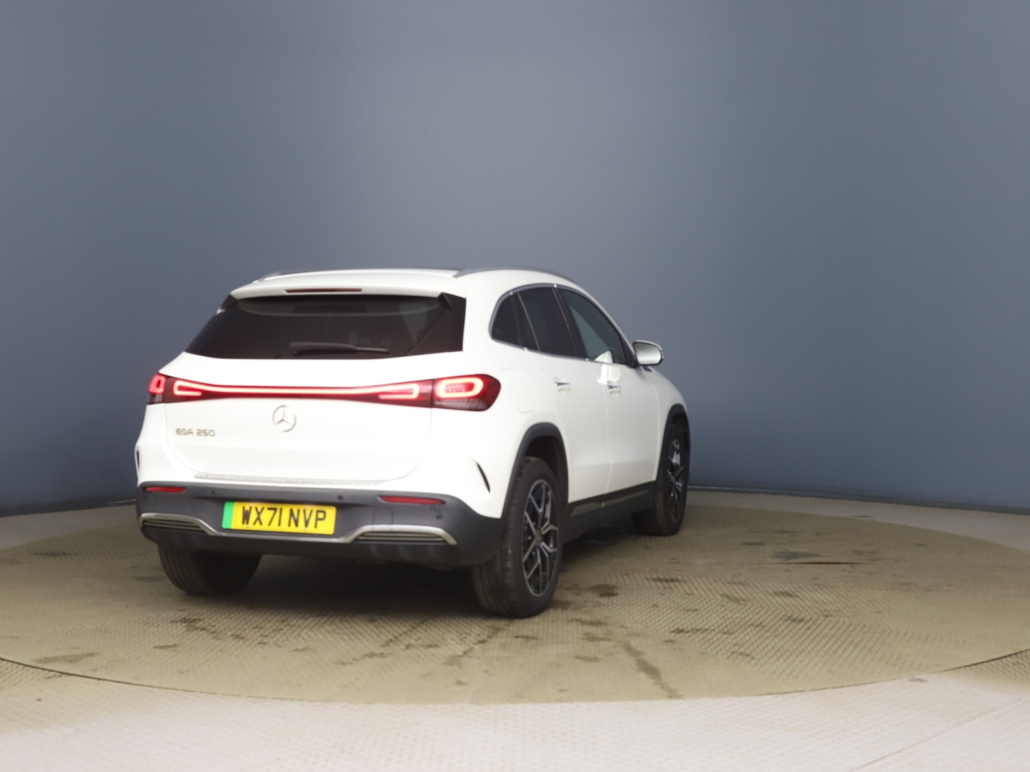 Used Mercedes-Benz EQA 2021 for sale - 76468842: Photo 6