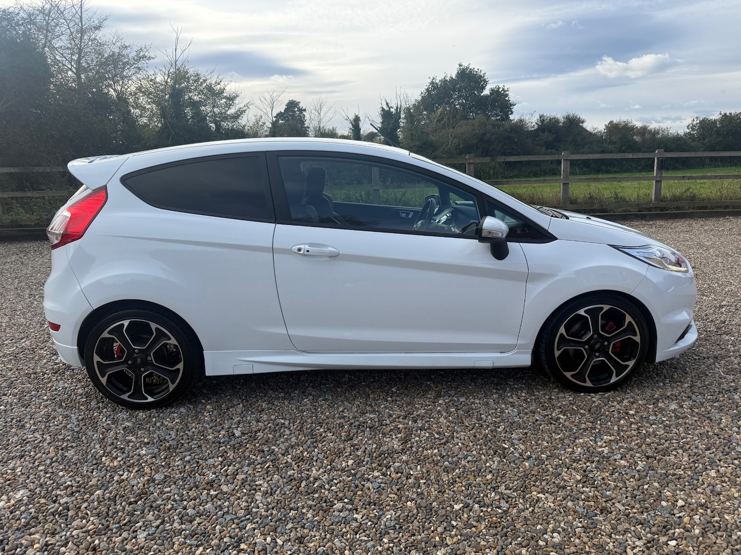 Used Ford Fiesta 2017 for sale - 76271622: Photo 4