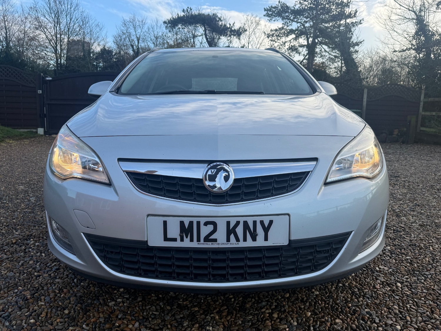 Used Vauxhall Astra 2012 for sale - 76762495: Photo 2