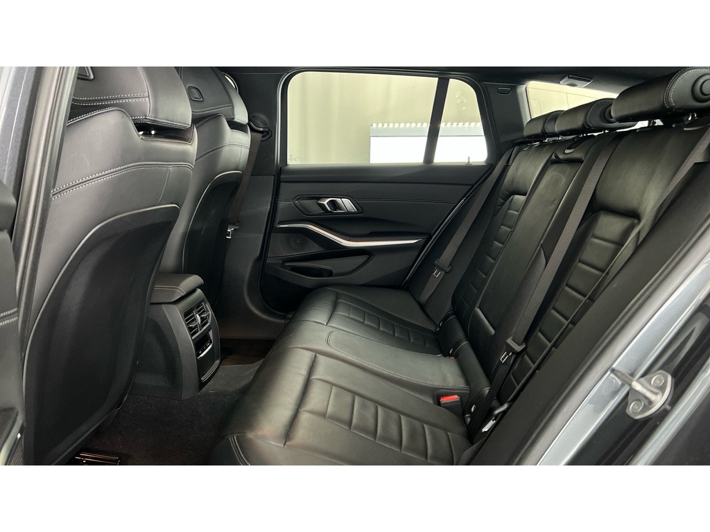 Used BMW 3 Series 2021 for sale - 76885138: Photo 12