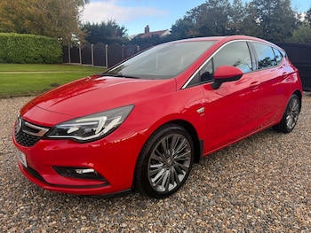 Vauxhall - Astra