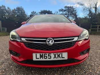 Used Vauxhall Astra 2015 for sale - 76224256: Photo 2