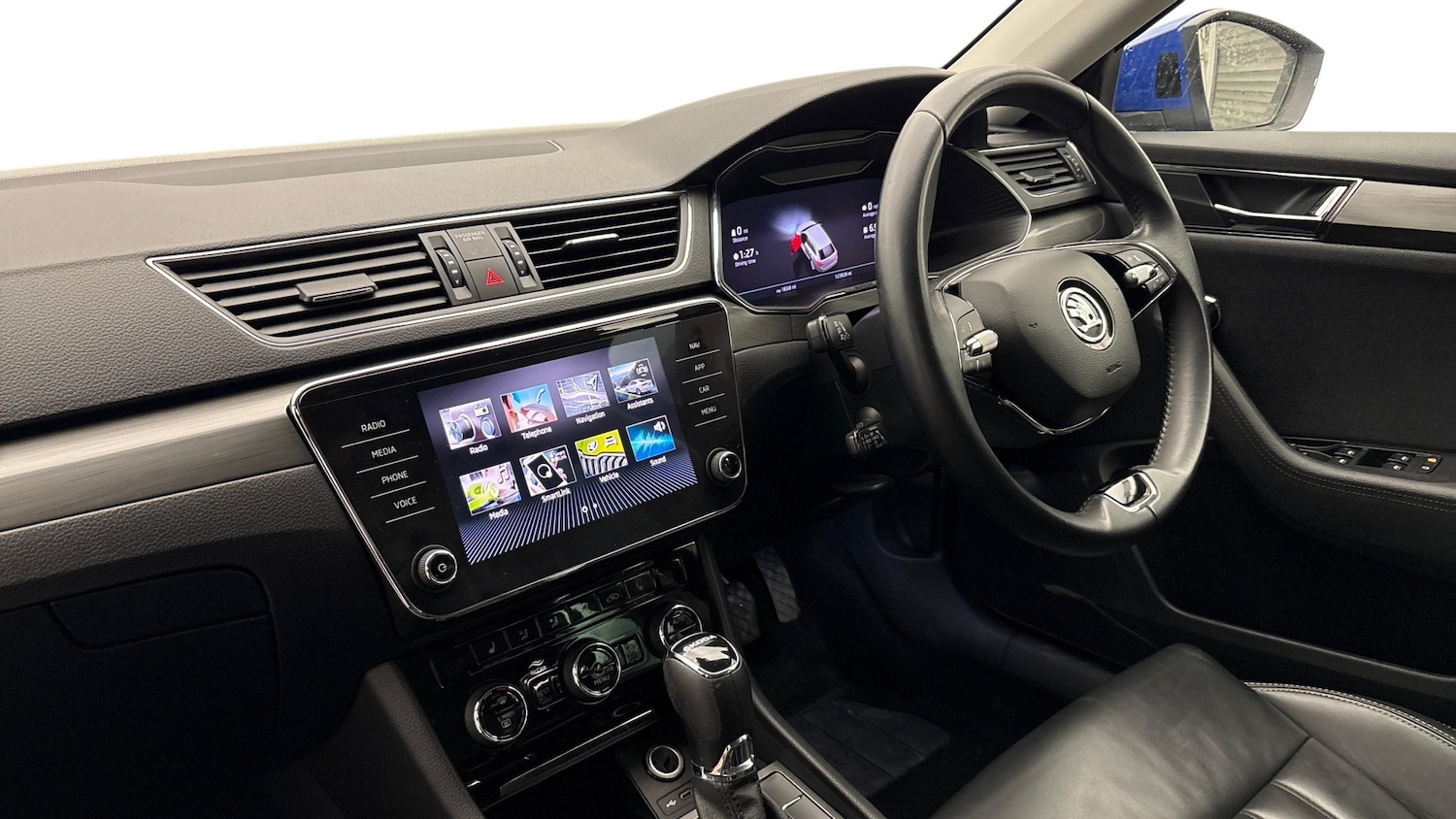 Used Skoda Superb 2022 for sale - 77335657: Photo 6