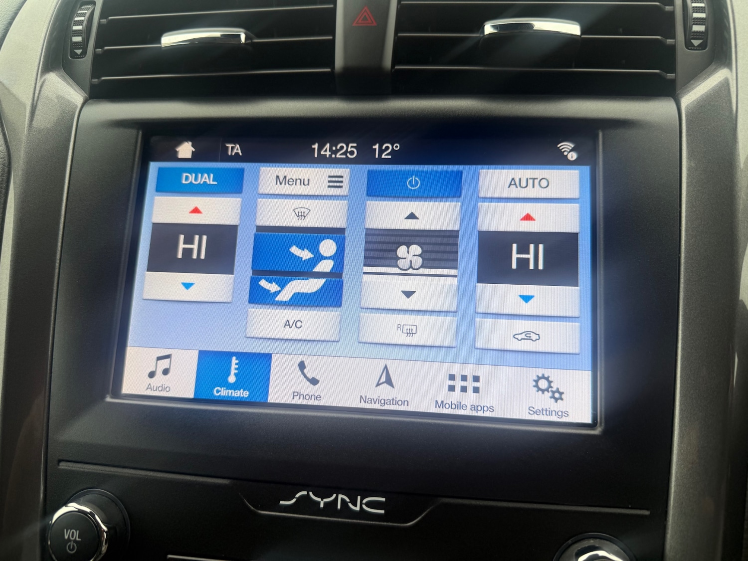 Used Ford Mondeo 2019 for sale - 76120438: Photo 18