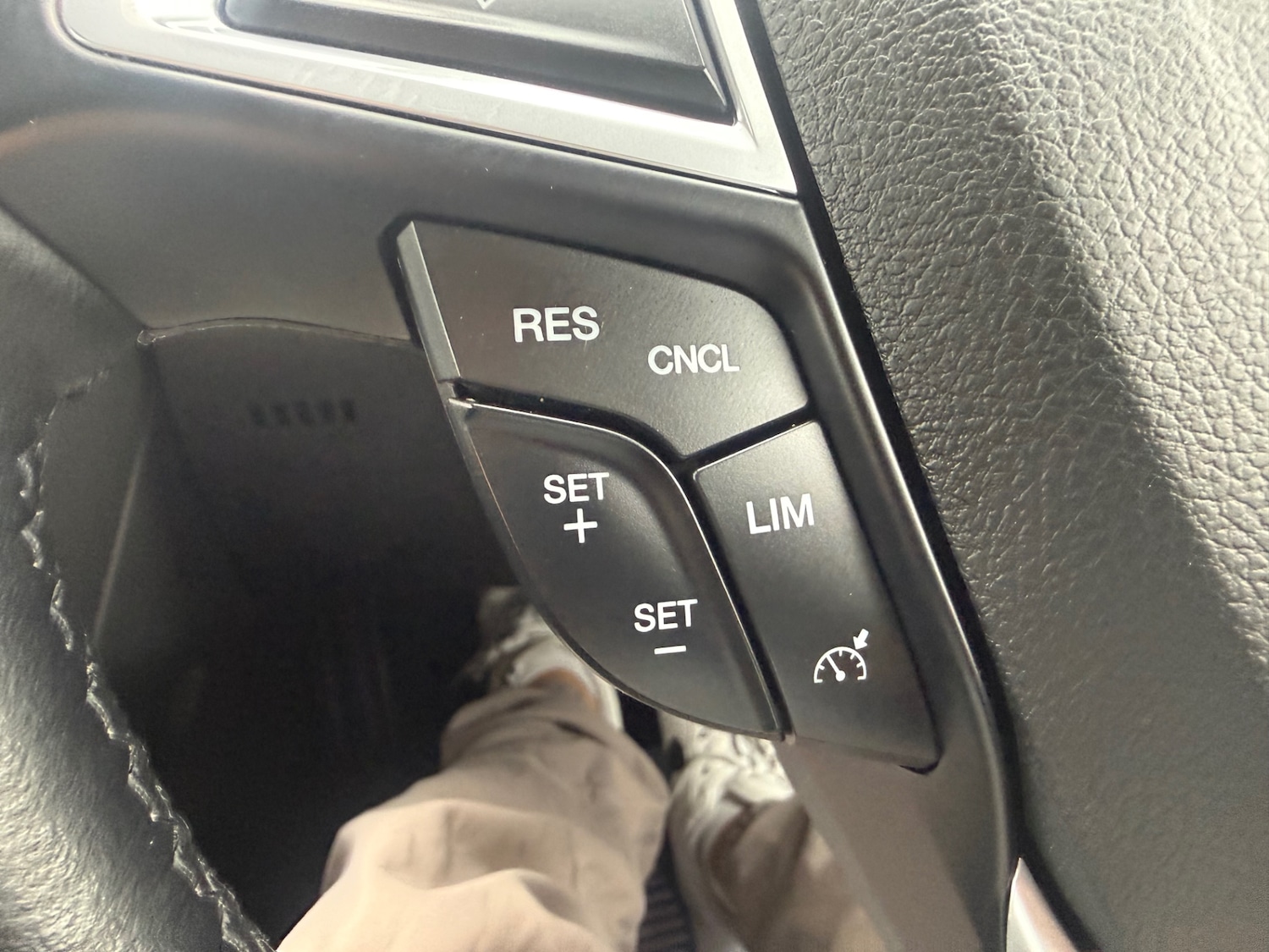 Used Ford Mondeo 2019 for sale - 76120438: Photo 27