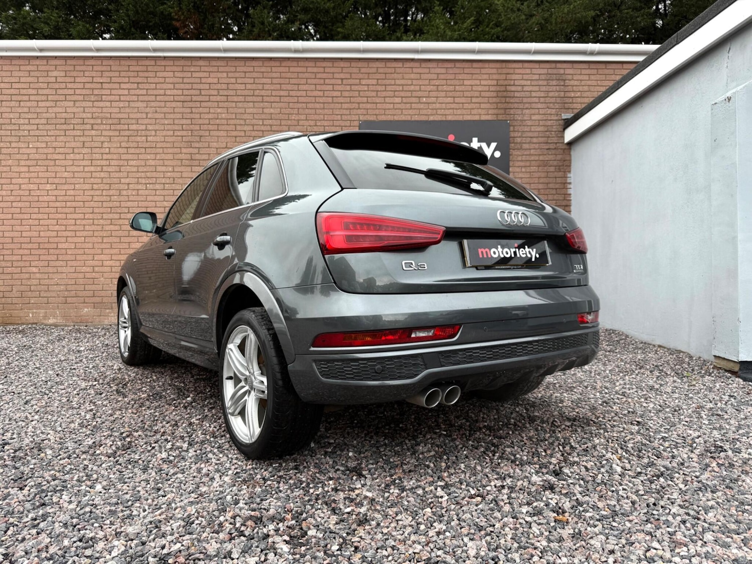 Used Audi Q3 2016 for sale - 75990992: Photo 2