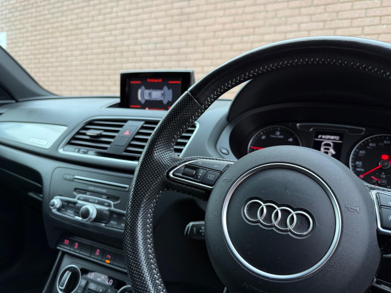Used Audi Q3 2016 for sale - 75990992: Photo 57