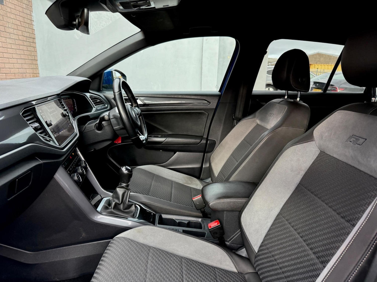 Used Volkswagen T-Roc 2021 for sale - 76613326: Photo 43