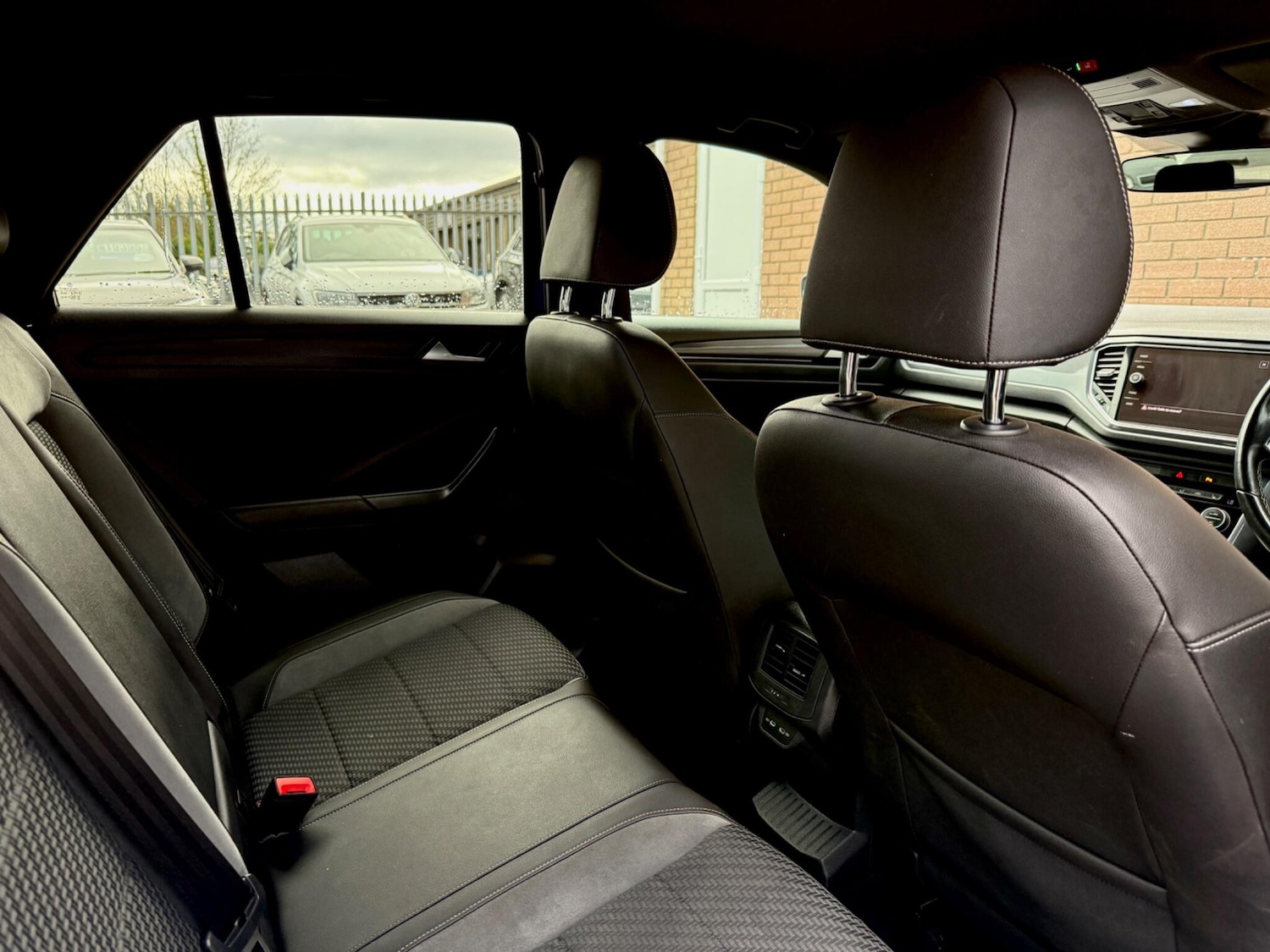 Used Volkswagen T-Roc 2021 for sale - 76613326: Photo 47