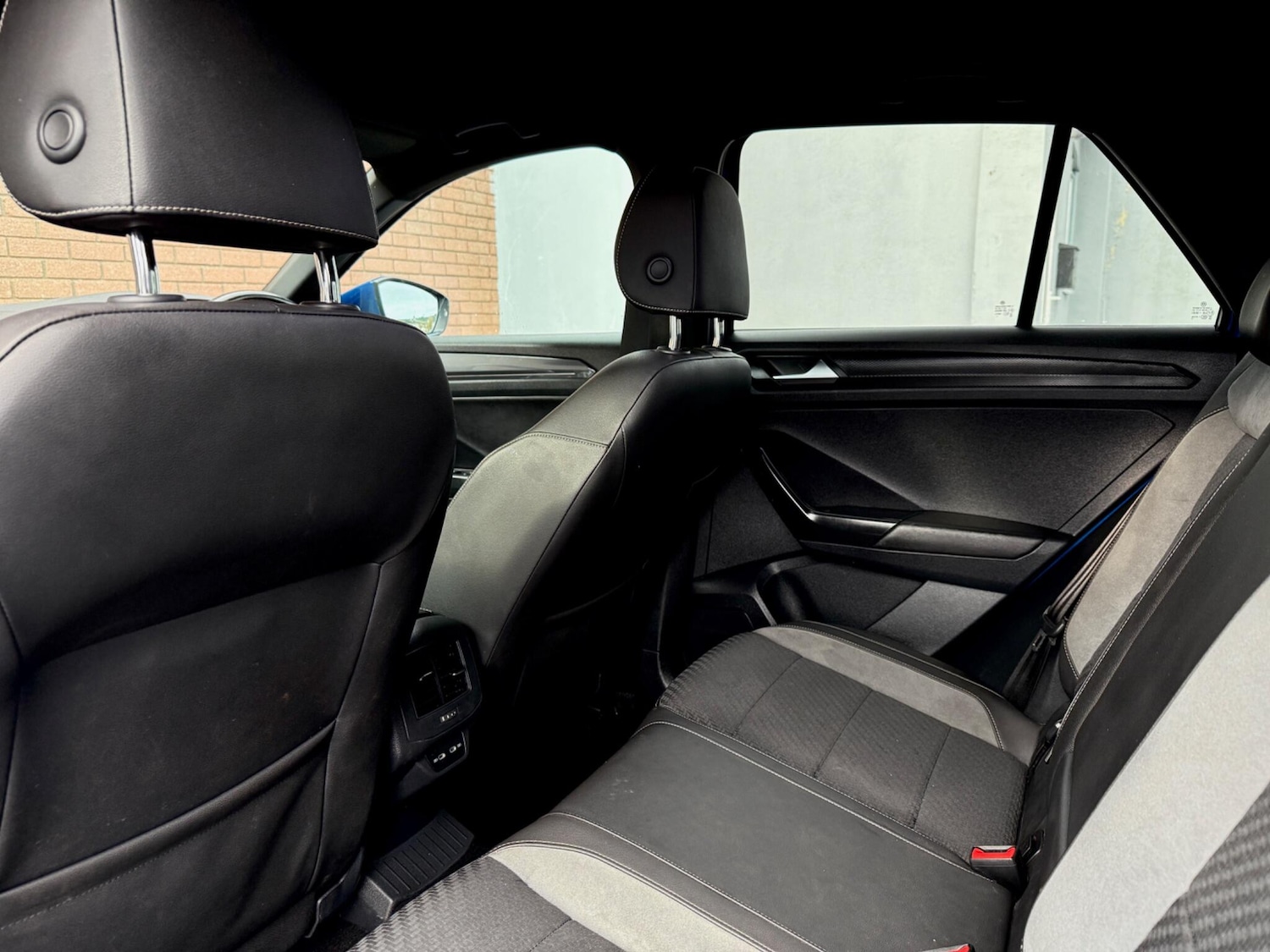 Used Volkswagen T-Roc 2021 for sale - 76613326: Photo 51