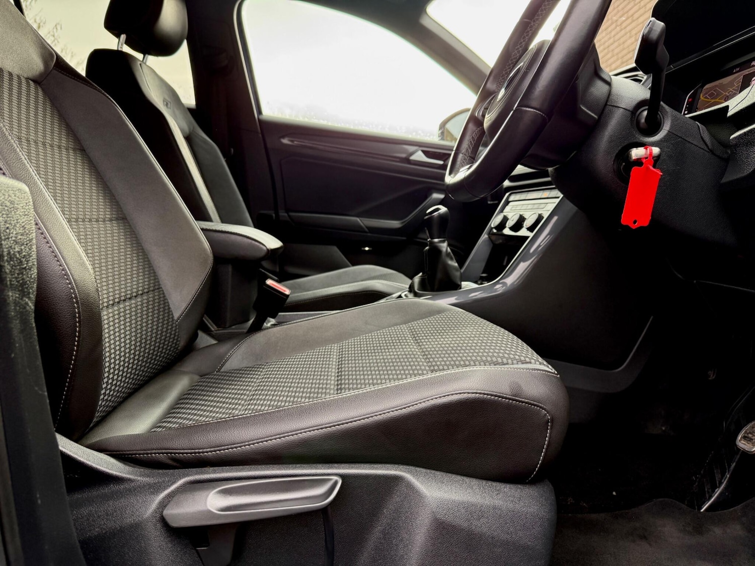 Used Volkswagen T-Roc 2021 for sale - 76613326: Photo 59