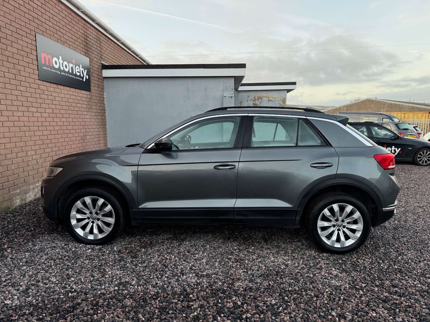 Used Volkswagen T-Roc 2018 for sale - 77274335: Photo 18