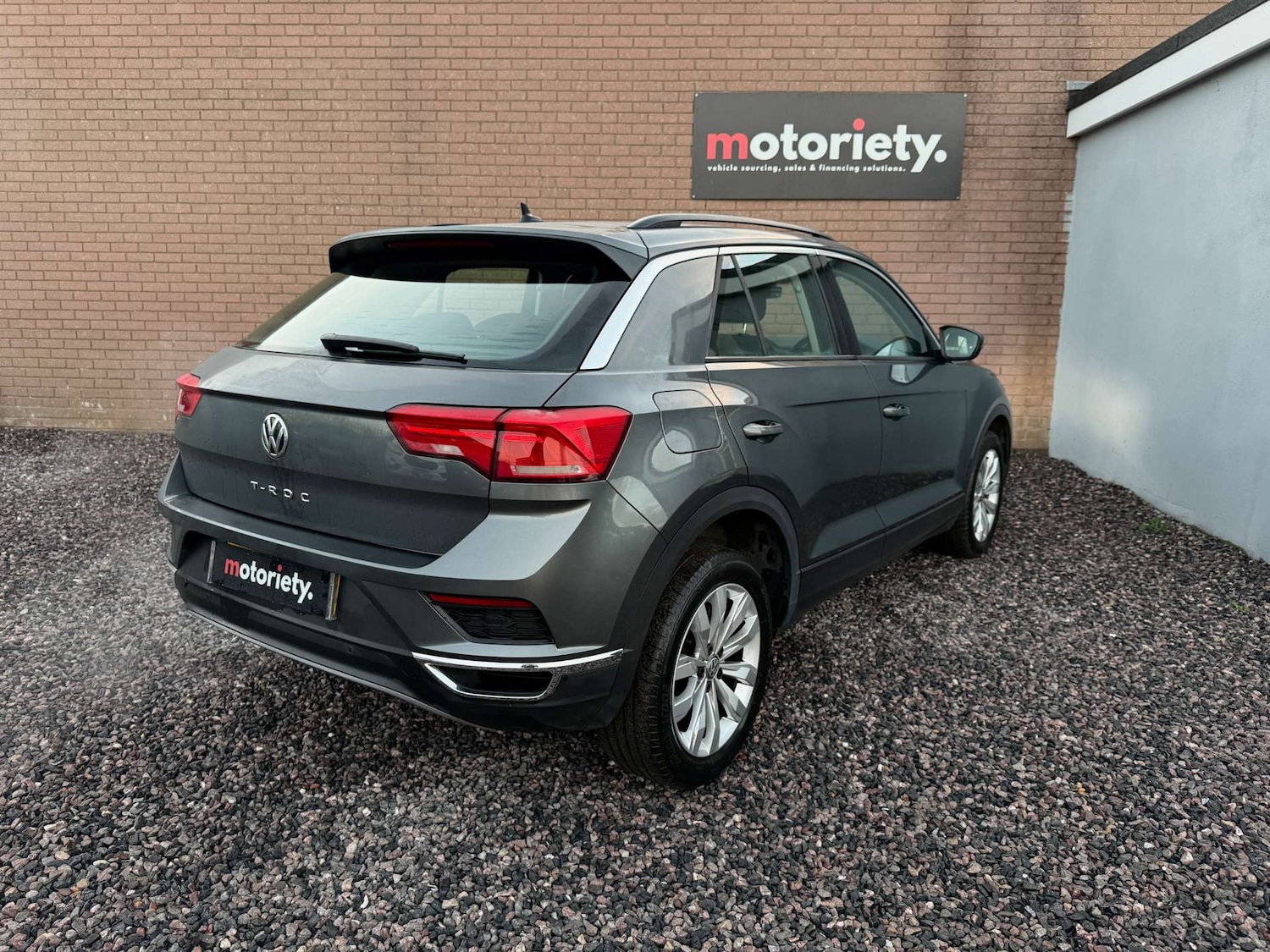 Used Volkswagen T-Roc 2018 for sale - 77274335: Photo 30