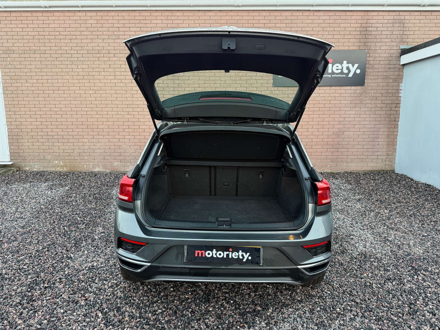 Used Volkswagen T-Roc 2018 for sale - 77274335: Photo 36