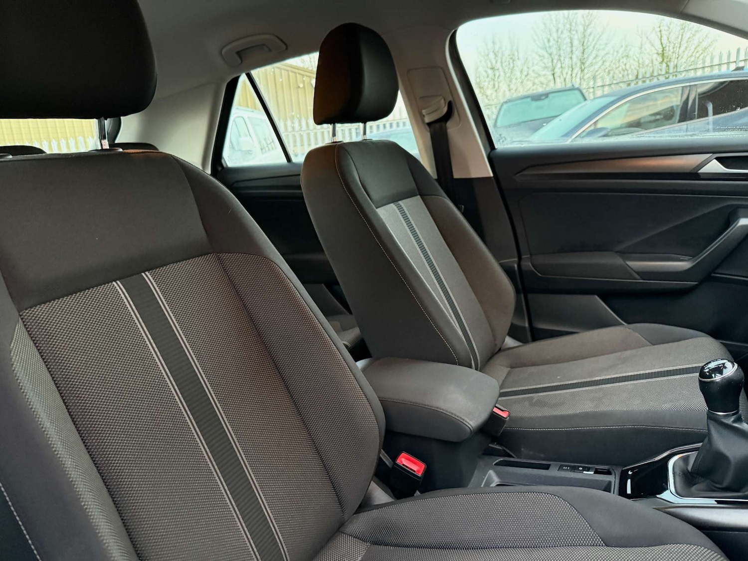 Used Volkswagen T-Roc 2018 for sale - 77274335: Photo 40