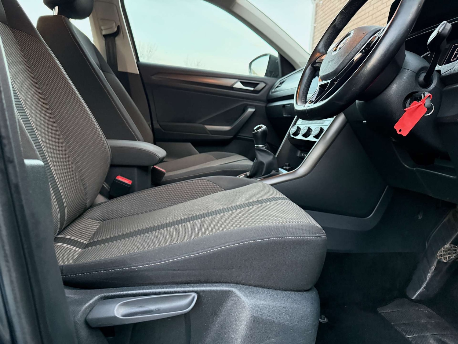 Used Volkswagen T-Roc 2018 for sale - 77274335: Photo 41