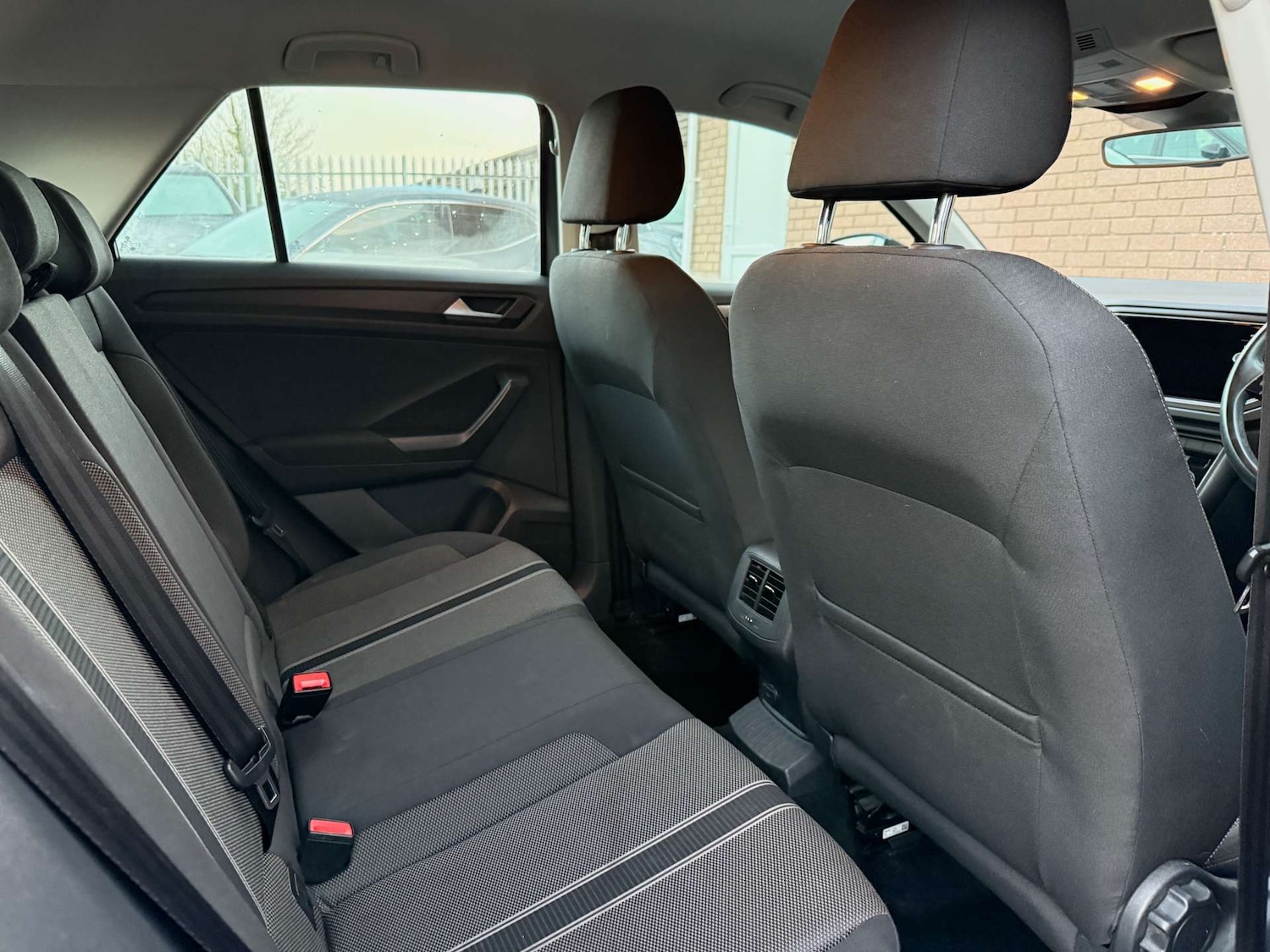 Used Volkswagen T-Roc 2018 for sale - 77274335: Photo 46