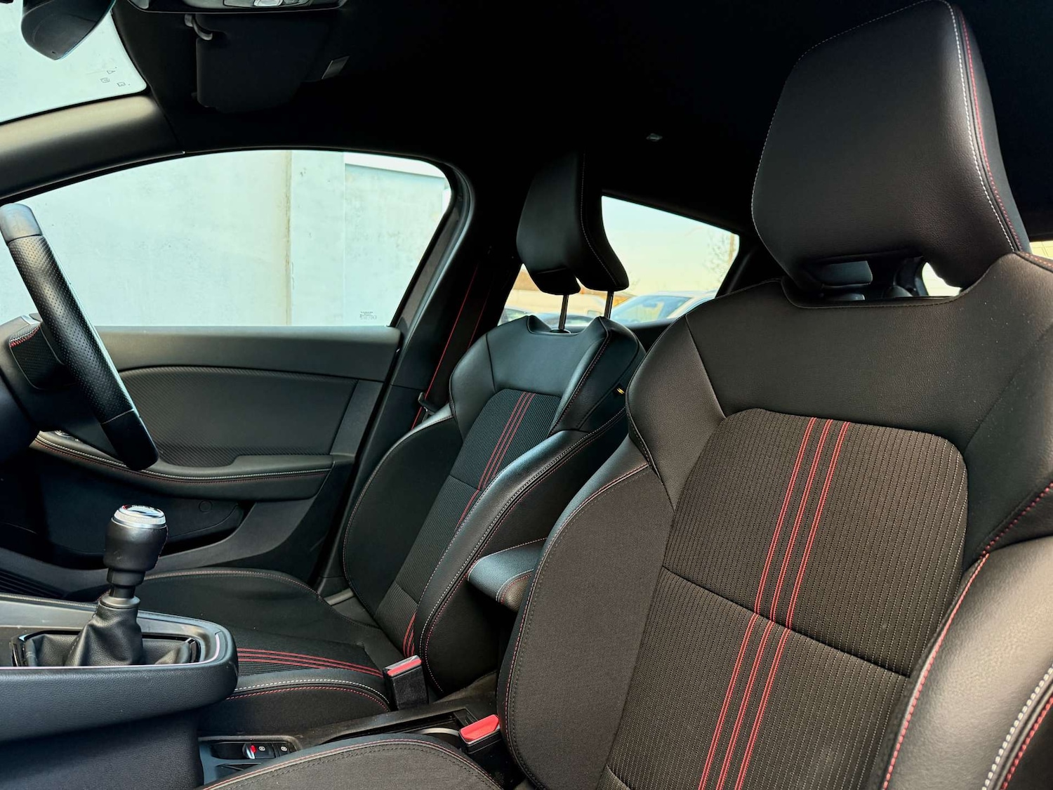 Used Renault Clio 2021 for sale - 77274331: Photo 44