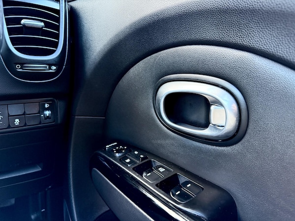 Used Kia Soul 2015 for sale - 76189690: Photo 75