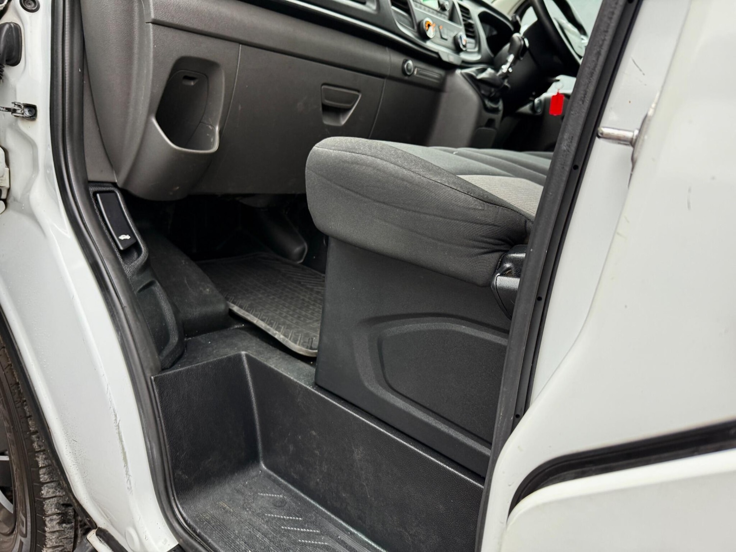 Used Ford Transit Custom 2019 for sale - 76689506: Photo 53