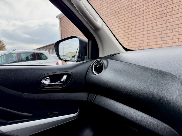 Used Nissan Navara 2020 for sale - 76259823: Photo 73