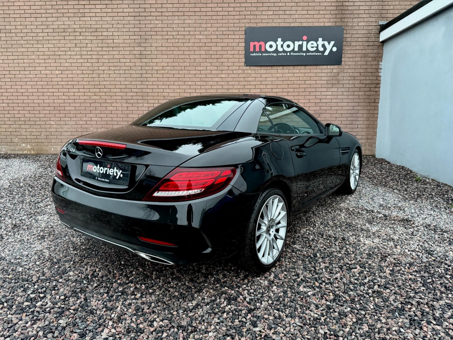 Used Mercedes-Benz SLC 2017 for sale - 76607762: Photo 26