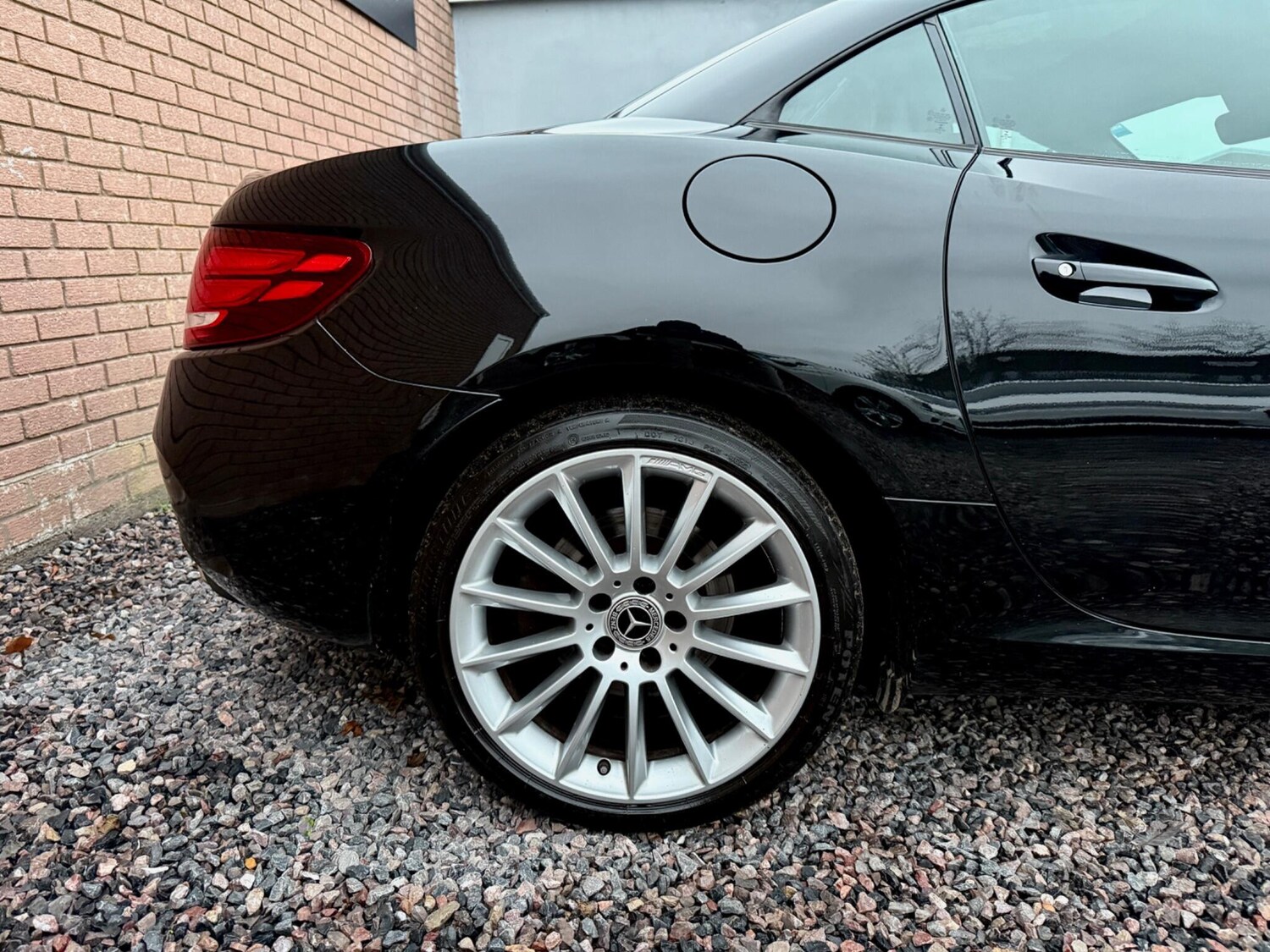 Used Mercedes-Benz SLC 2017 for sale - 76607762: Photo 29