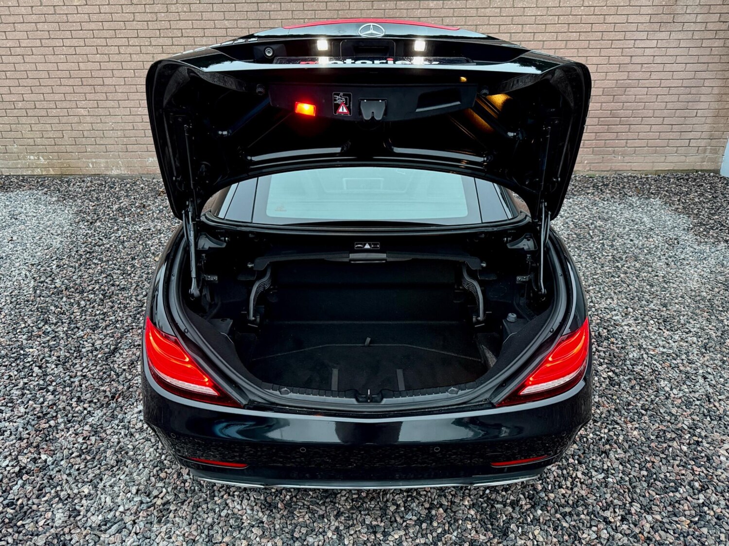 Used Mercedes-Benz SLC 2017 for sale - 76607762: Photo 37