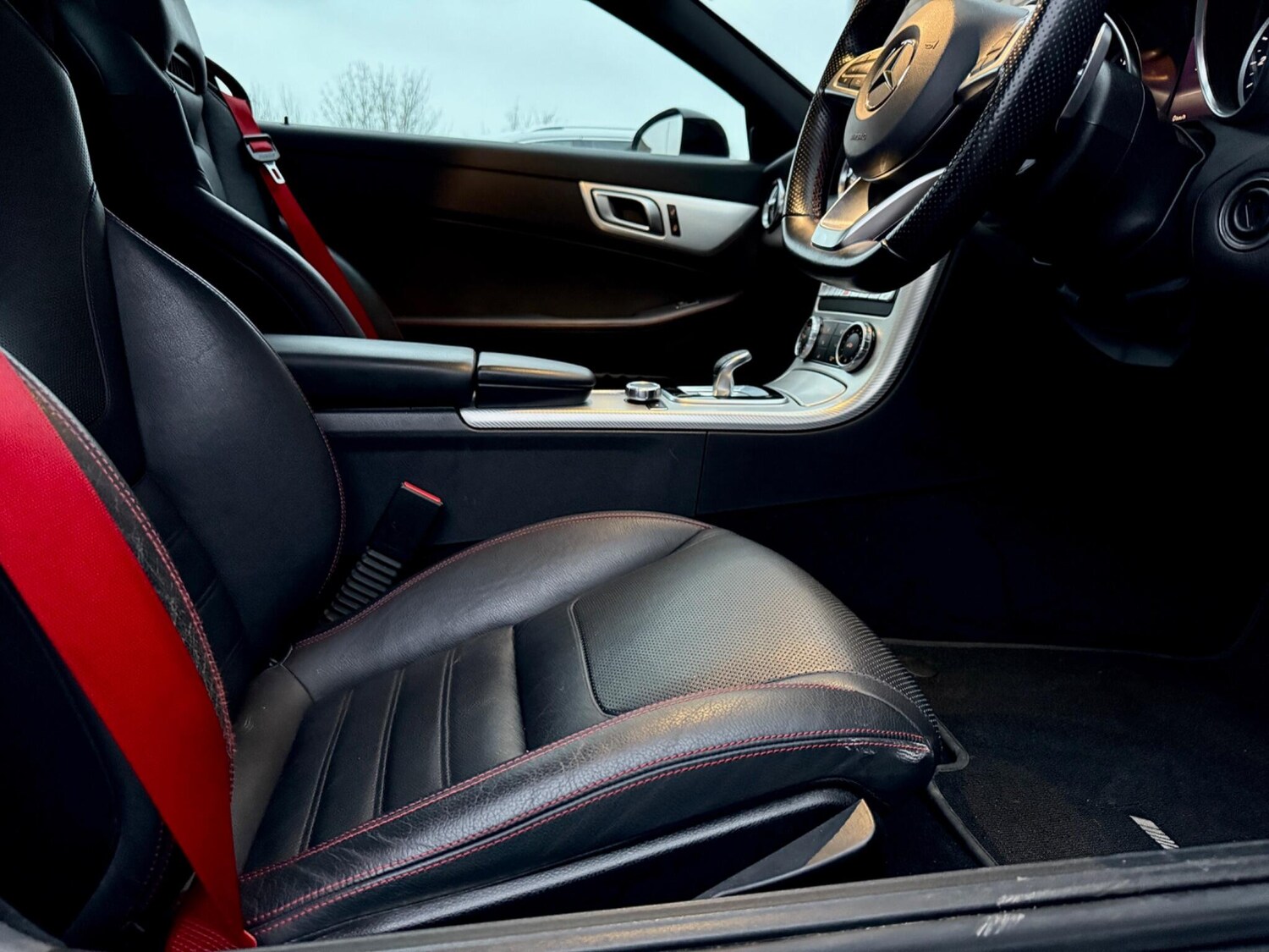 Used Mercedes-Benz SLC 2017 for sale - 76607762: Photo 42