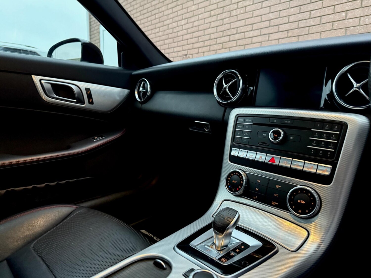 Used Mercedes-Benz SLC 2017 for sale - 76607762: Photo 43