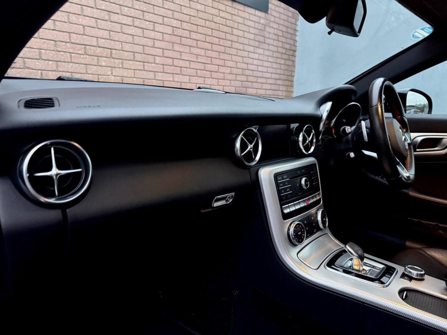 Used Mercedes-Benz SLC 2017 for sale - 76607762: Photo 51