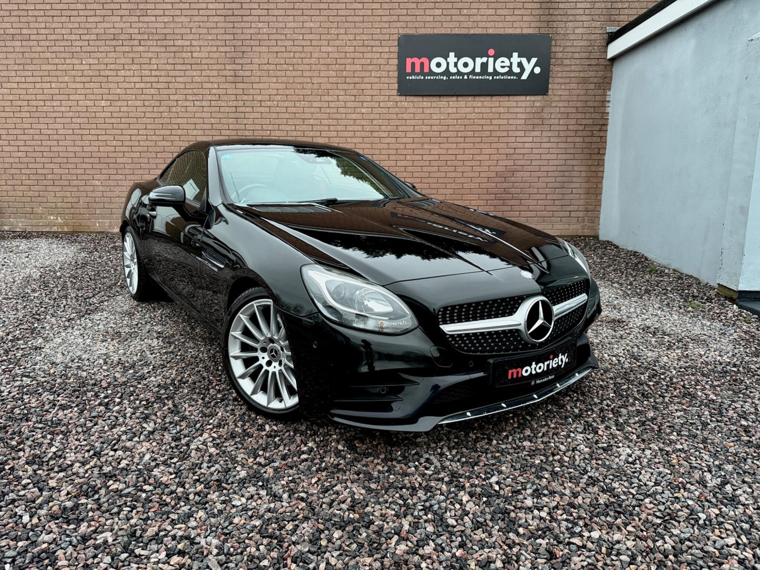 Used Mercedes-Benz SLC 2017 for sale - 76607762: Photo 6