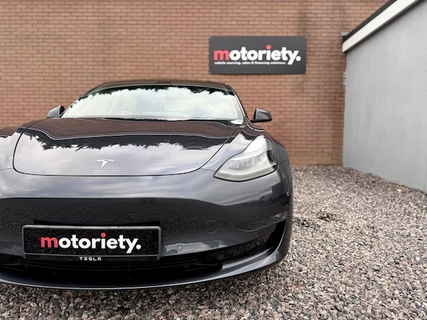 Used Tesla Model 3 2021 for sale - 76215531: Photo 11