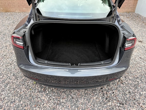 Used Tesla Model 3 2021 for sale - 76215531: Photo 37