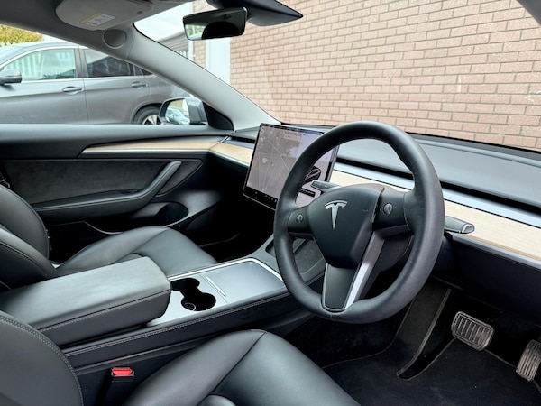 Used Tesla Model 3 2021 for sale - 76215531: Photo 40