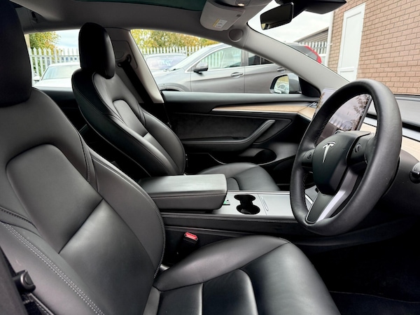 Used Tesla Model 3 2021 for sale - 76215531: Photo 41