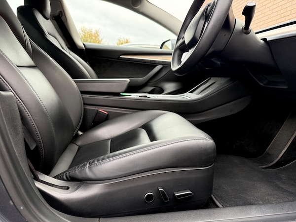 Used Tesla Model 3 2021 for sale - 76215531: Photo 43